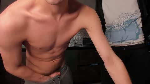 LOUIS online show from February 22, 8:51 pm