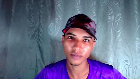 Snapshot of estiben_party chatting on July 8, 6:45 pm estiben_party online show from July 8, 6:45 pm