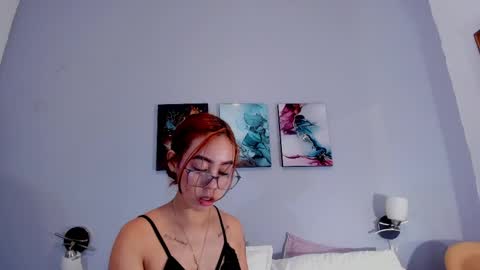 Estrellita online show from June 4, 12:33 pm