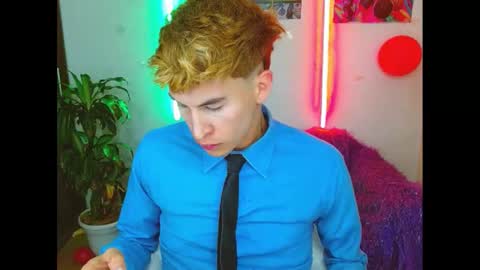 Snapshot of estrellita__jordan chatting on March 10, 10:59 am JORDAN online show from March 10, 10:59 am