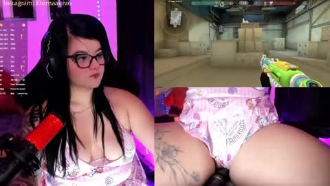 Snapshot of eternaaura_ chatting on May 11, 1:39 pm Aura online show from May 11, 1:39 pm