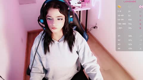 Moon online show from March 17, 8:01 pm