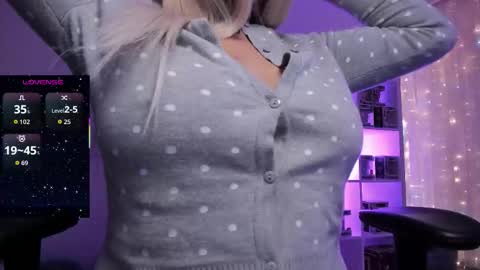 eternalmuse online show from November 5, 9:20 am