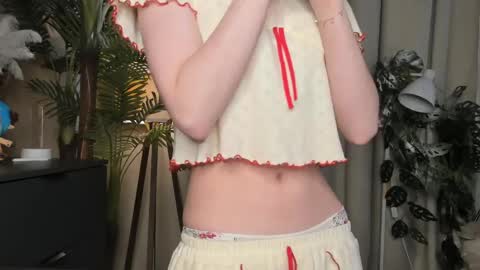 Natalie online show from April 29, 5:44 am