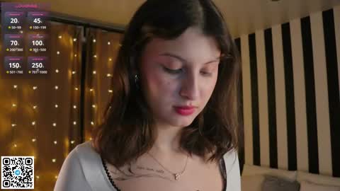 Elsa online show from December 5, 6:04 pm