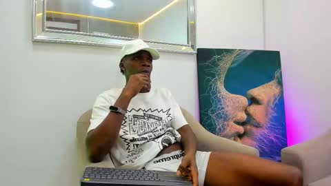 Snapshot of ethan__opry chatting on November 16, 8:03 pm Ethan OPry online show from November 16, 8:03 pm