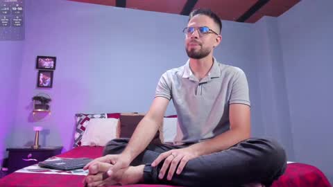 ADAM TAYLOR  ETHAN CAMBAL INDEPENDENT MODELS online show from January 29, 9:07 pm