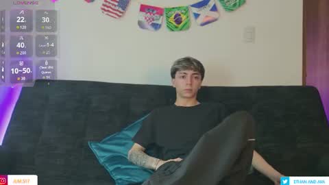 Snapshot of ethan_and_ava chatting on July 17, 12:23 pm ethan and ava online show from July 17, 12:23 pm
