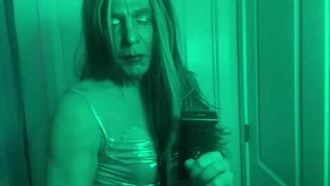 Bustedpussy online show from May 16, 8:07 pm