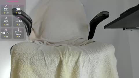 Snapshot of ethan_bigdick22 chatting on March 6, 1:37 am ETHAN online show from March 6, 1:37 am