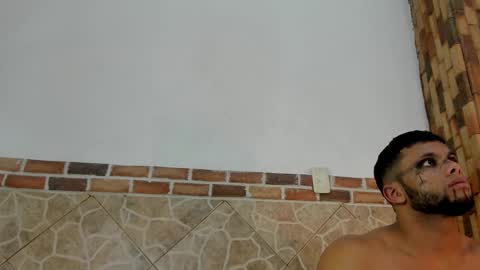 ethan helmut online show from December 9, 7:06 am