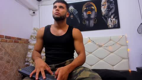 ethan helmut online show from January 13, 11:08 am