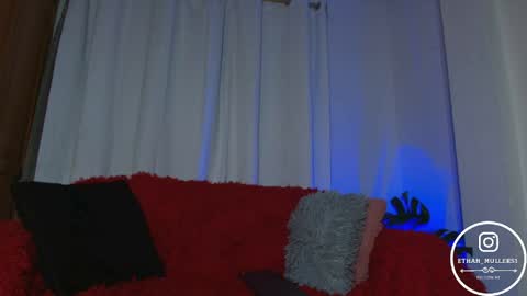 Ethan Muller online show from April 27, 10:02 am
