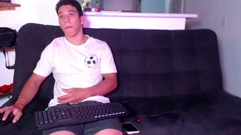 Ethan Noir online show from June 11, 2:22 am