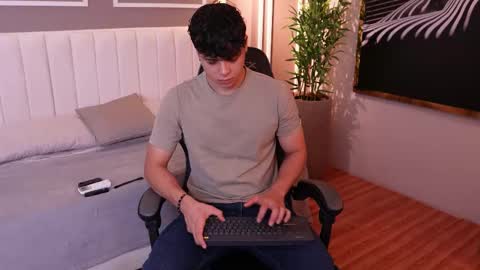 ethan_occonor online show from October 23, 12:59 pm