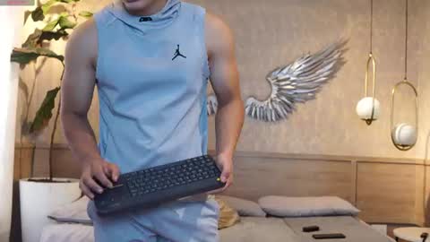 ethan_occonor online show from June 14, 4:09 pm