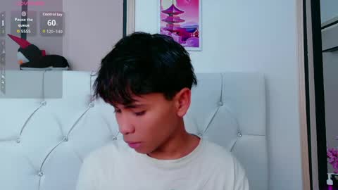 Ethan online show from May 1, 8:46 pm