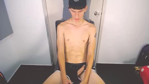 EthanColeeman online show from May 25, 10:49 pm