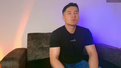 ethanconnor_ online show from May 2, 11:59 am