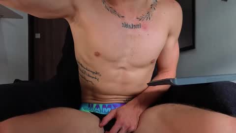 ethangreey1 online show from October 14, 12:17 pm