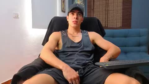 ethangreey1 online show from April 25, 2:36 pm
