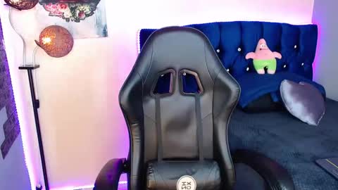 Ethan online show from May 16, 7:45 pm