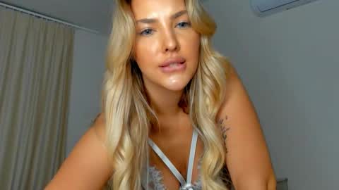 Snapshot of ethel_alen chatting on November 11, 5:13 pm Ethel online show from November 11, 5:13 pm