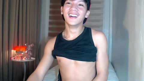 Rey online show from June 25, 2:32 pm