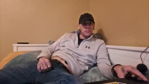 Snapshot of etherless86 chatting on January 1, 3:02 am Etherless online show from January 1, 3:02 am