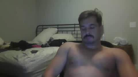 Snapshot of etim33 chatting on October 7, 2:31 am etim33 online show from October 7, 2:31 am