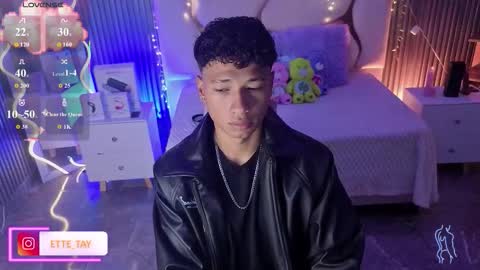 ette online show from February 7, 3:32 am