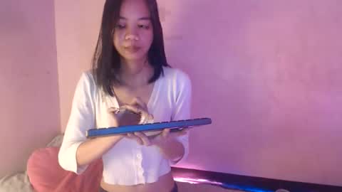 eunie online show from May 23, 3:38 pm