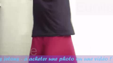 eunile online show from October 1, 11:49 am