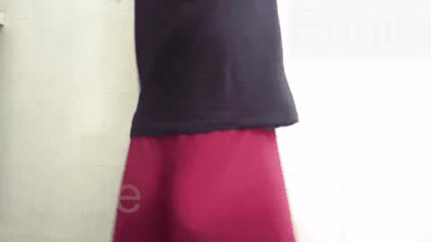 eunile online show from February 8, 11:02 am