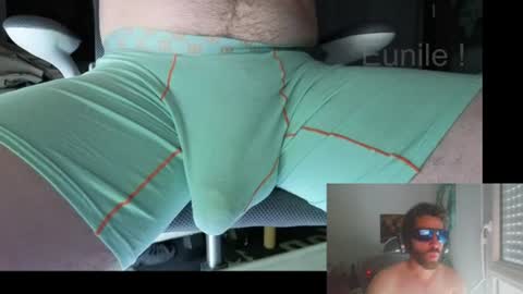 eunile online show from June 23, 5:11 pm