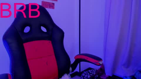 eva1green1 online show from February 6, 2:33 am