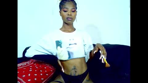 Snapshot of eva4him831 chatting on January 23, 11:47 pm eva4him831 online show from January 23, 11:47 pm