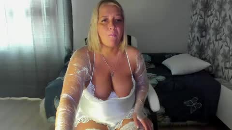 Snapshot of eva_7777 chatting on April 24, 8:50 am Eva online show from April 24, 8:50 am