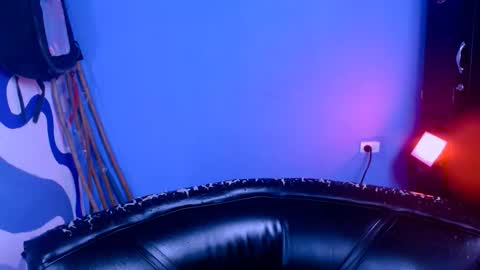 Iris Smile  independent model online show from February 18, 6:37 pm