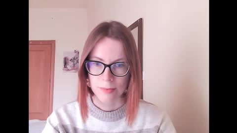 Snapshot of eva_cutesmile chatting on January 6, 1:37 pm Eva online show from January 6, 1:37 pm