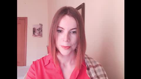 Snapshot of eva_cutesmile chatting on January 14, 4:12 pm Eva online show from January 14, 4:12 pm