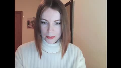 Snapshot of eva_cutesmile chatting on February 2, 6:39 pm Eva online show from February 2, 6:39 pm