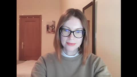 Snapshot of eva_cutesmile chatting on February 3, 9:20 pm Eva online show from February 3, 9:20 pm