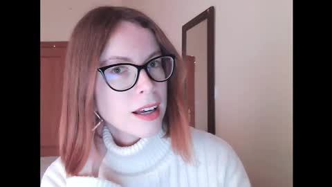 Snapshot of eva_cutesmile chatting on February 9, 4:00 pm Eva online show from February 9, 4:00 pm