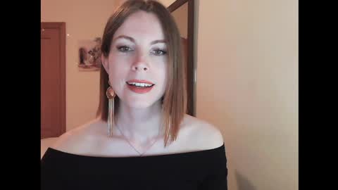 Snapshot of eva_cutesmile chatting on April 30, 5:41 pm Eva online show from April 30, 5:41 pm