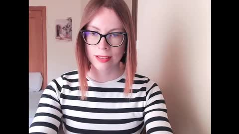 Snapshot of eva_cutesmile chatting on May 11, 4:04 pm Eva online show from May 11, 4:04 pm