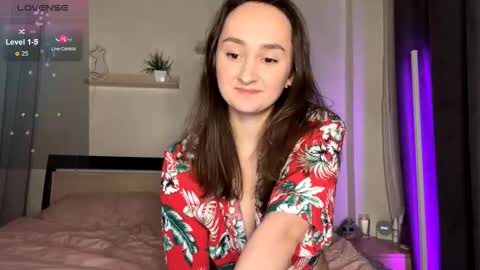 Eva  online show from October 9, 11:25 pm