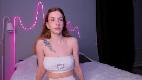 eva_f0xy online show from July 19, 6:55 pm