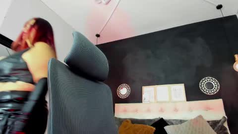 Snapshot of eva_hot_1 chatting on September 12, 1:22 pm eva_hot_1 online show from September 12, 1:22 pm