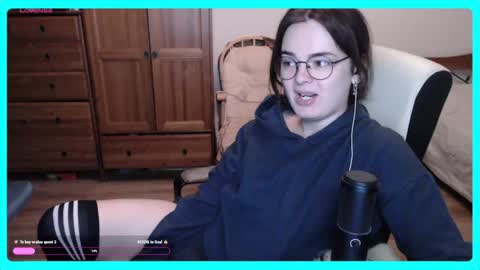 Snapshot of eva_katt chatting on December 9, 10:22 am Gamer Katt online show from December 9, 10:22 am